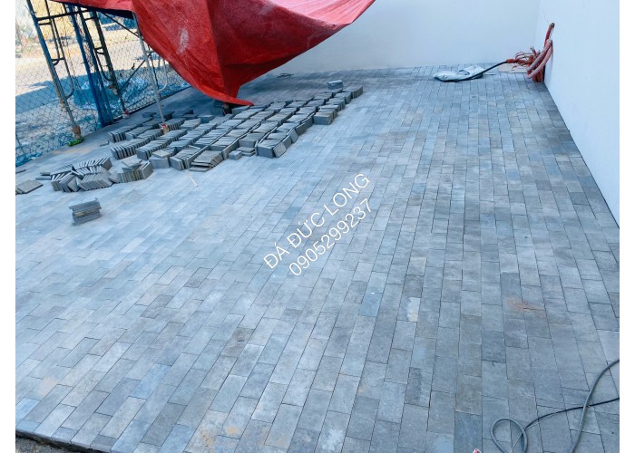 Đá khò nhám cỡ nhỏ lát sân vườn