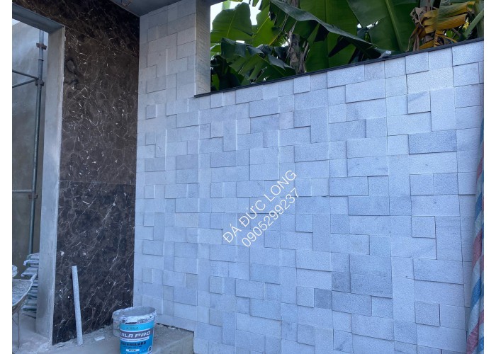 Đá trắng xám băm mặt