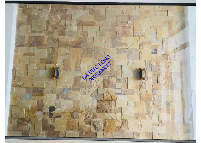 Đá Vàng Sa Mạc Ốp Giếng Trời